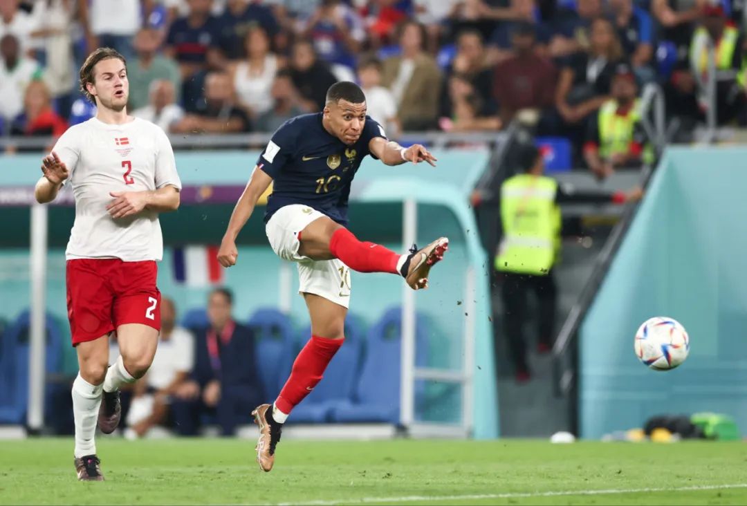 官方：武汉女足参加的FIFA女足冠军杯第二轮将于12月14日举行（官方通报：FIFA女足冠军杯第二轮12月14日开战，武汉女足参赛）