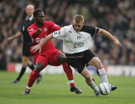 集体开喷萨拉赫：斯洛特称问题在他，卡拉格嘲讽其无国家队成绩（萨拉赫遭群起指责：斯洛特称问题出在他身上，卡拉格讥其国家队无建树）